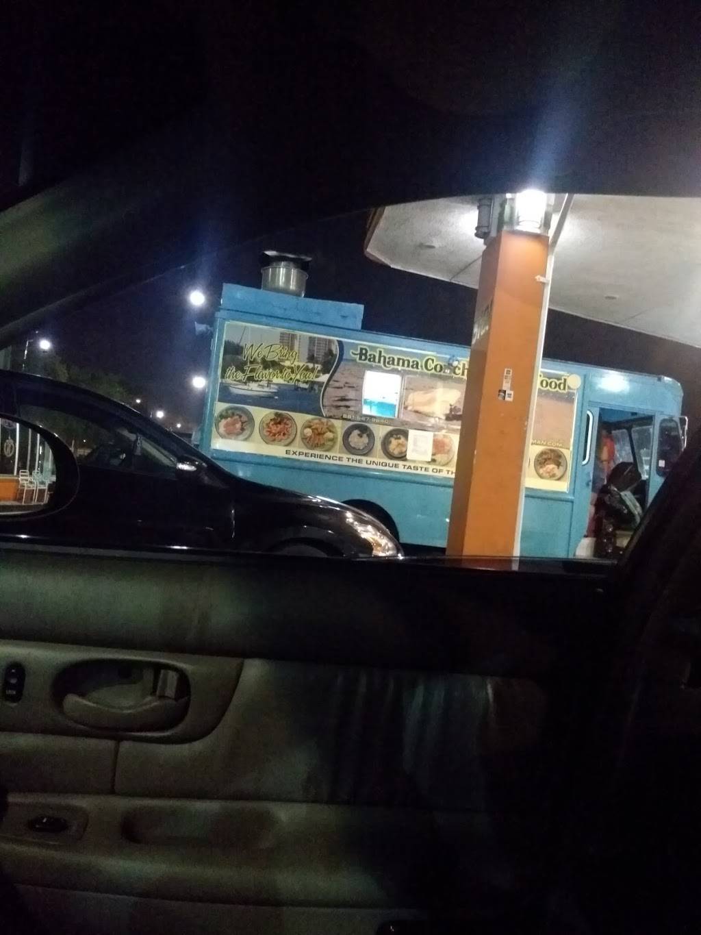 Bahama Conch Man | restaurant | 5101 Broadway Ave, West Palm Beach, FL 33407, USA | 5616678640 OR +1 561-667-8640