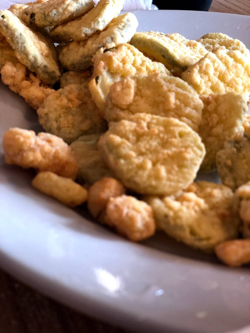 Essex Seafood Two | restaurant | 1360 West, FL-40, Pierson, FL 32180, USA | 3867491557 OR +1 386-749-1557