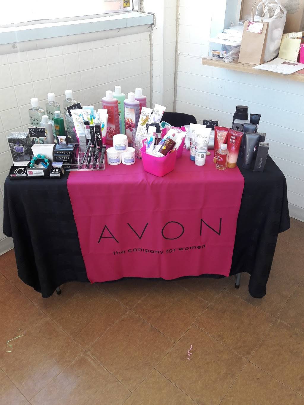 Lees Texas Style Bar-B-Q | restaurant | 14001 Fenkell Ave, Detroit, MI 48227, USA | 3134524940 OR +1 313-452-4940