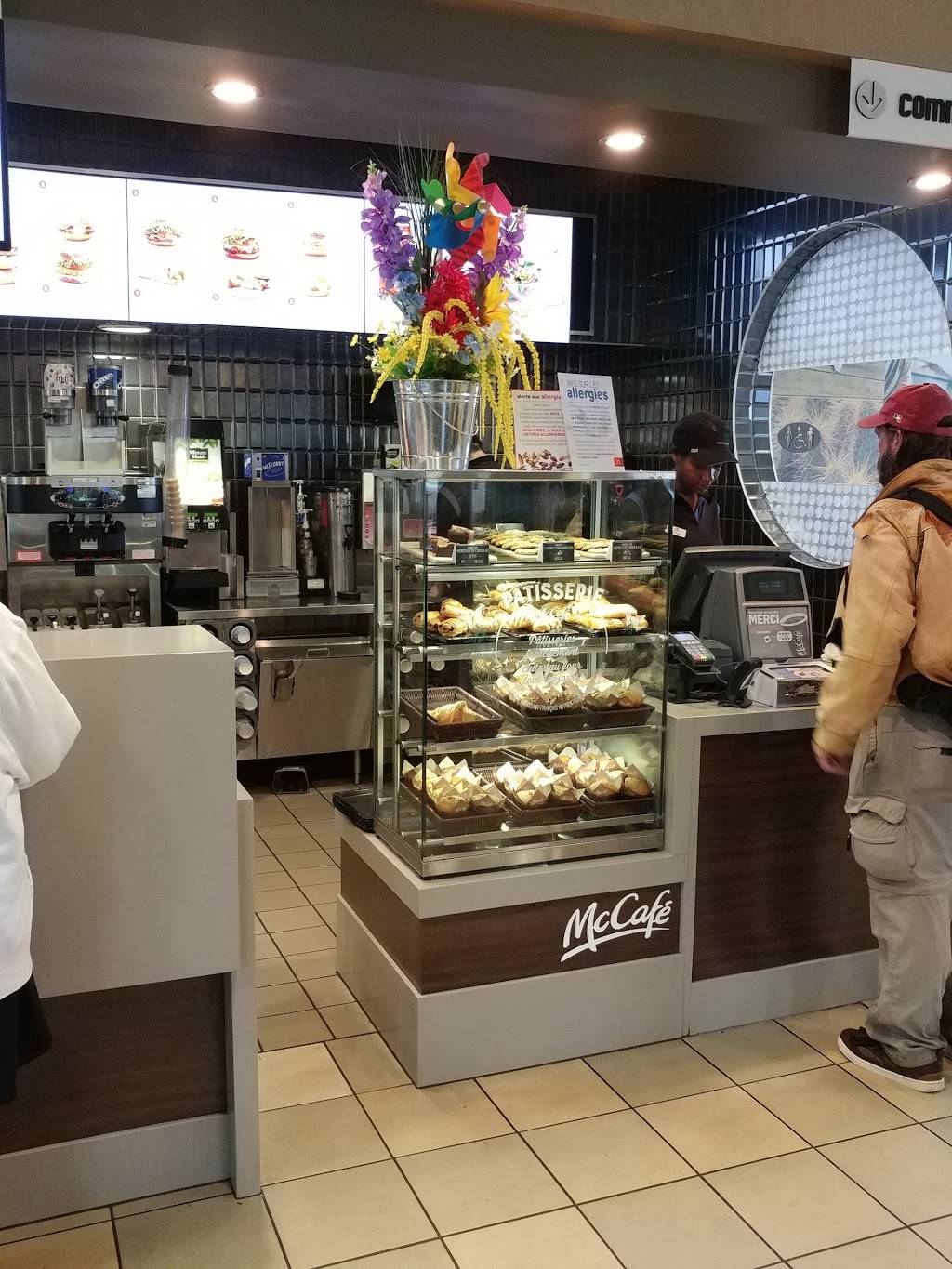 McDonalds | cafe | 3800 Boulevard des Forges, Trois-Rivières, QC G8Y 4R2, Canada | 8193799595 OR +1 819-379-9595