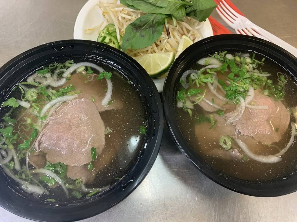 i5 Pho Queen Anne | restaurant | 501 2nd Ave W, Seattle, WA 98119, USA | 2064885954 OR +1 206-488-5954