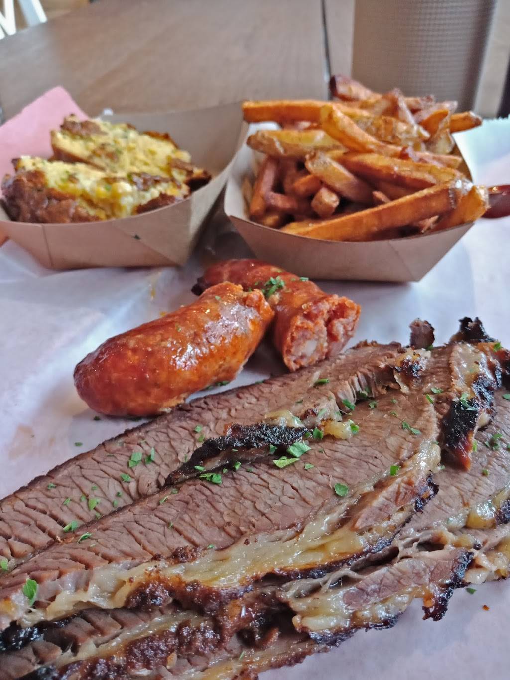 CHAINSMOKER Halal Urban Barbecue | restaurant | 3513 Bathurst St, North York, ON M6A 2C5, Canada | 6473508466 OR +1 647-350-8466