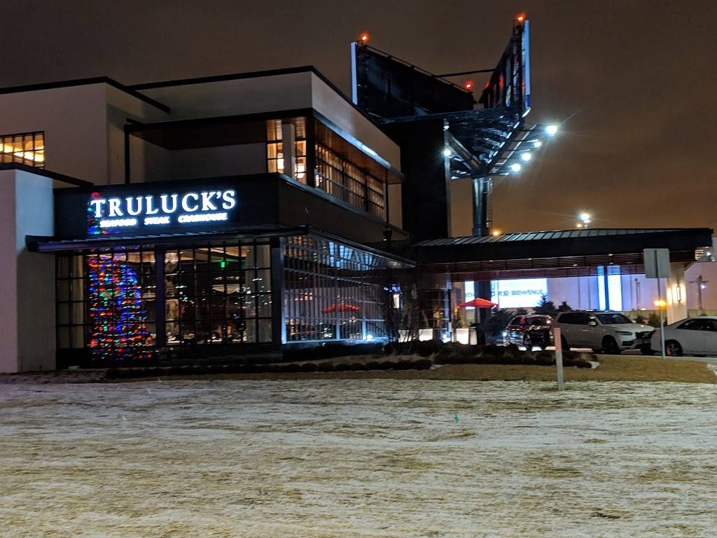 Trulucks | restaurant | 9860 Berwyn Ave, Rosemont, IL 60018, USA | 8472339404 OR +1 847-233-9404