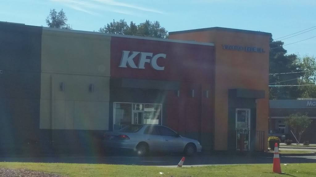KFC | restaurant | 3690 Sewells Point Rd, Norfolk, VA 23513, USA | 7578533221 OR +1 757-853-3221