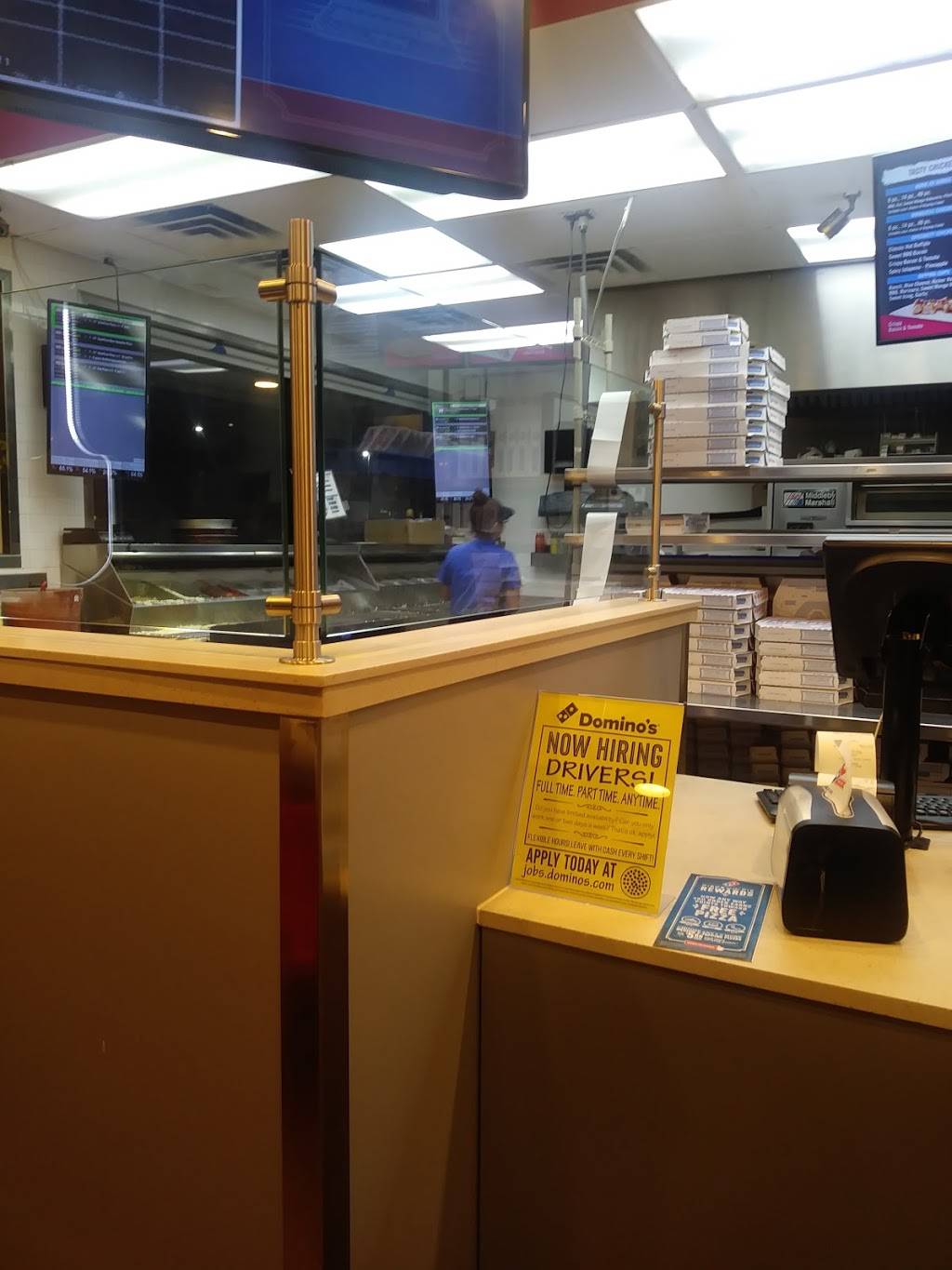 Dominos Pizza | meal delivery | 4811 Lee Hwy, Arlington, VA 22207, USA | 7032430004 OR +1 703-243-0004