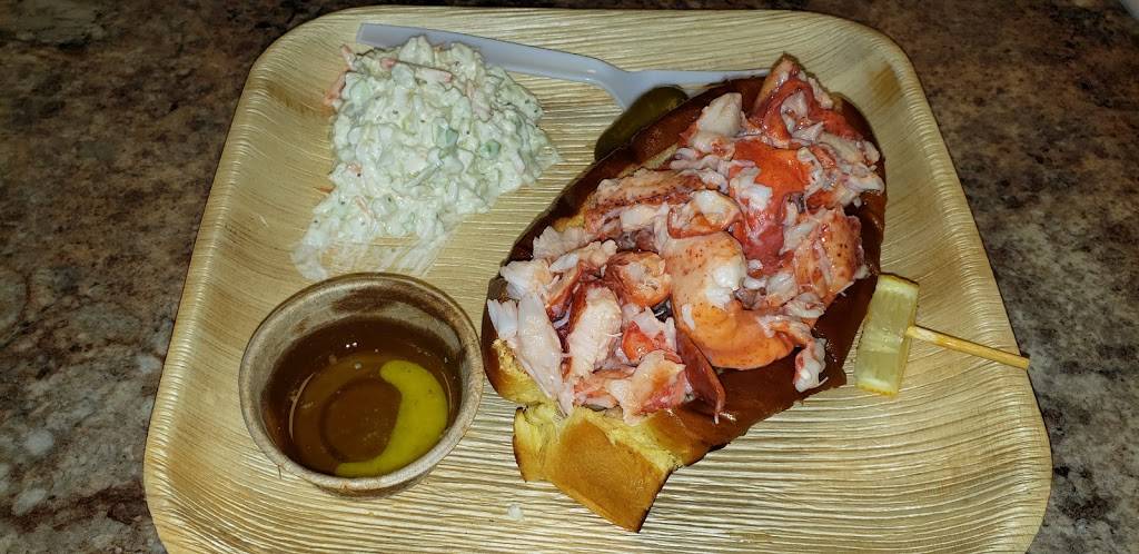Joe Loves Lobster Rolls | restaurant | 3148 George II Hwy, Southport, NC 28461, USA | 9108453355 OR +1 910-845-3355
