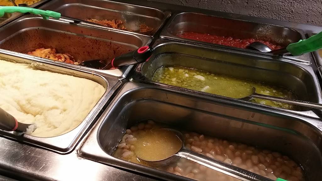 Mrs. Kittys | restaurant | 203 E Meadow Rd, Eden, NC 27288, USA | 3366271000 OR +1 336-627-1000