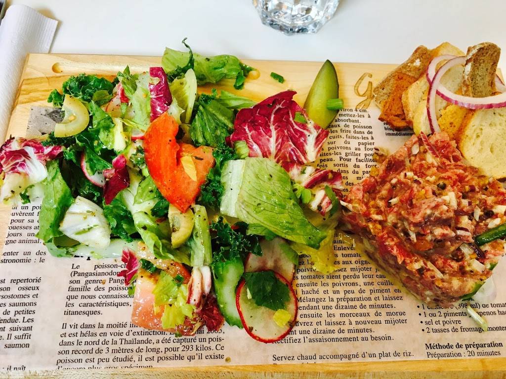 Café bistro Gourmeyeur | restaurant | 3535 Autoroute Jean-Noël Lavoie Ouest, Marché Public 440, Laval, QC H7P 5G9, Canada | 4509731319 OR +1 450-973-1319