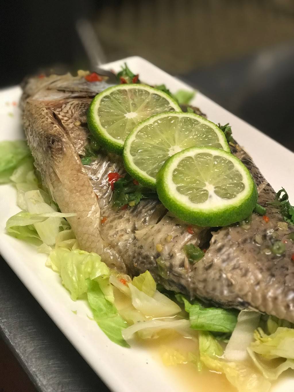 Manow Thai Kitchen | restaurant | 1138 Beacon St, Newton, MA 02461, USA | 6172442858 OR +1 617-244-2858