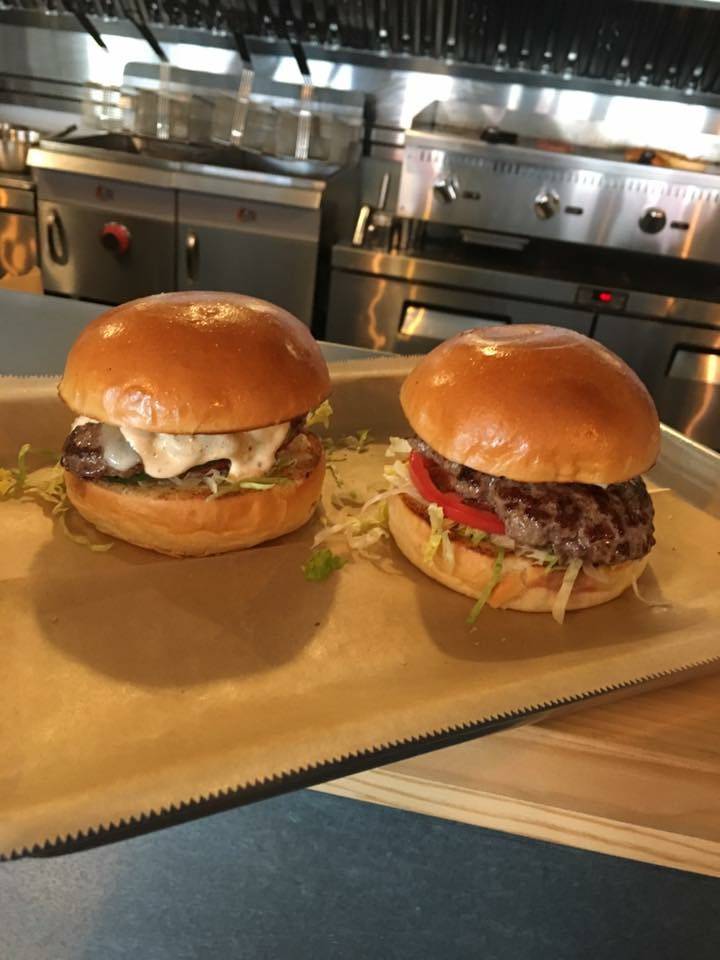 Buns Burgers | restaurant | 338 NY-212, Saugerties, NY 12477, USA | 8452505807 OR +1 845-250-5807