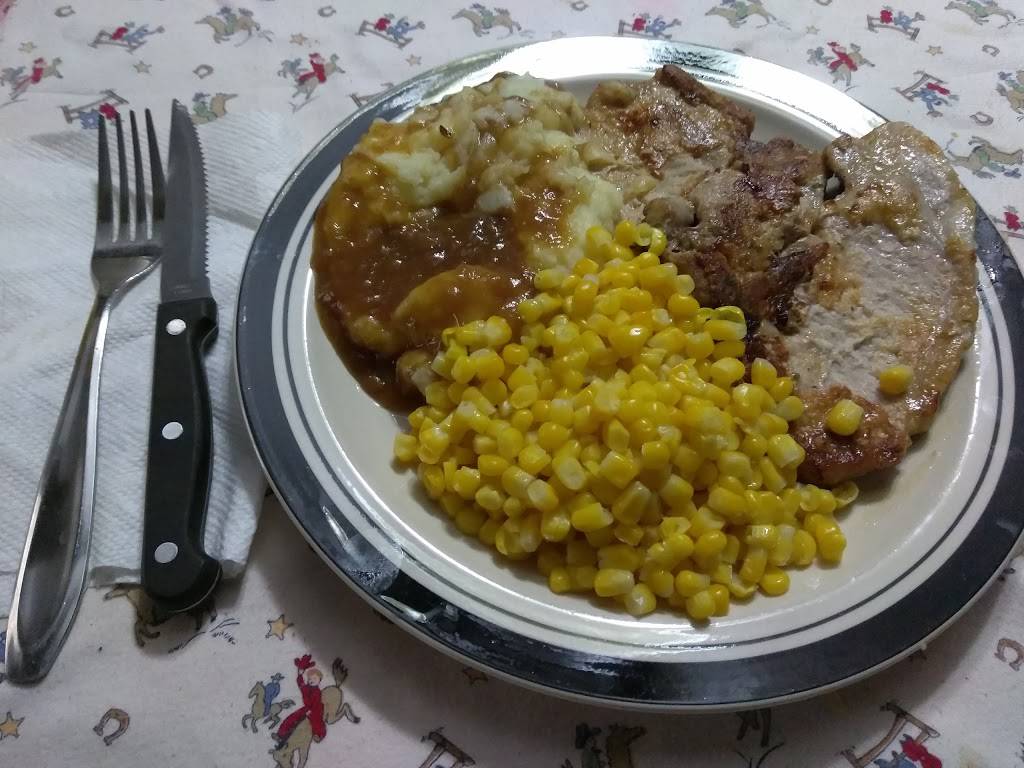 JRs Family Restaurant | restaurant | 41833 CA-74, Hemet, CA 92544, USA | 9516587932 OR +1 951-658-7932