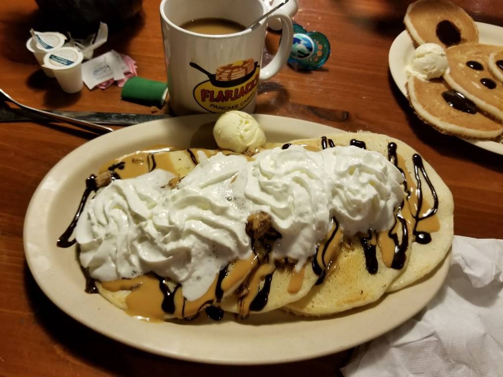 Flapjacks Pancake Cabin | restaurant | 146 Parkway, Gatlinburg, TN 37738, USA | 8654366473 OR +1 865-436-6473