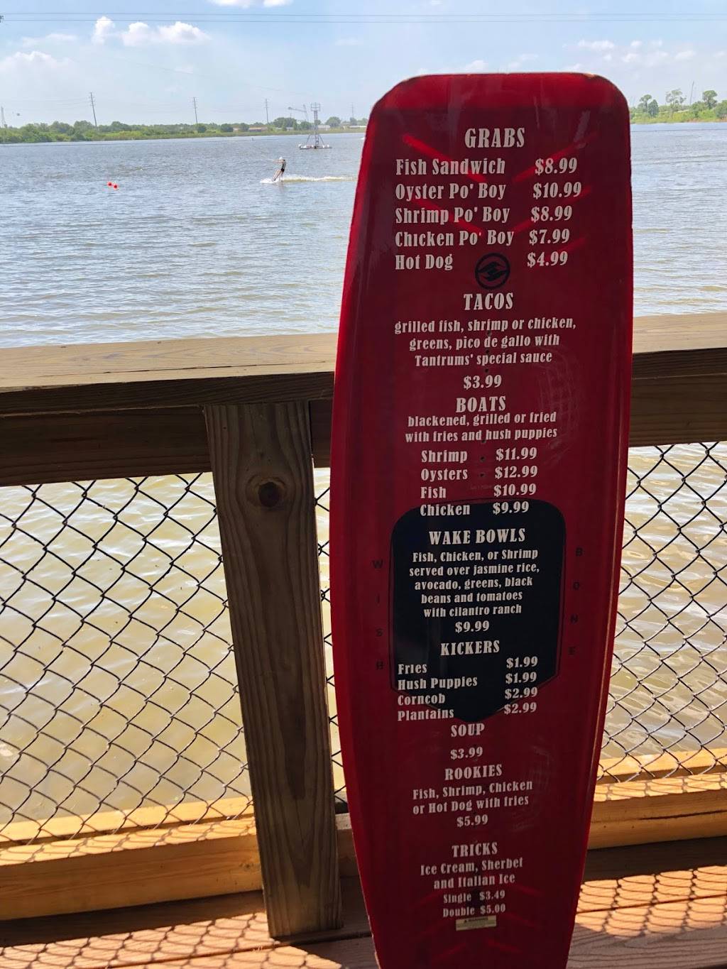 Tantrums Lakeside Grill | restaurant | 330 Denton Ave, Auburndale, FL 33823, USA | 8638753974 OR +1 863-875-3974