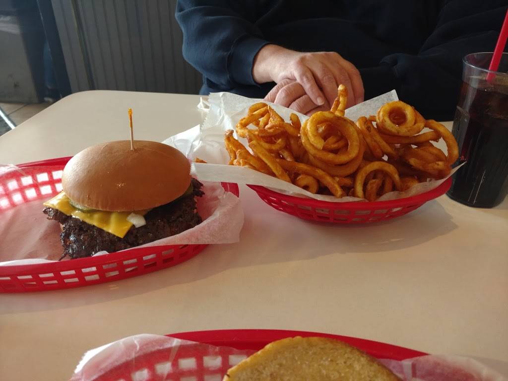 Schoops Hamburgers | restaurant | 4105 Franklin St, Michigan City, IN 46360, USA | 2198720170 OR +1 219-872-0170