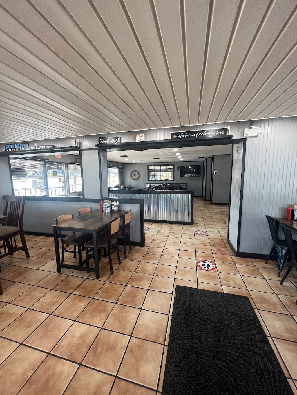 Mims Southern BBQ | restaurant | 2191 US-1, Titusville, FL 32796, USA | 3215673002 OR +1 321-567-3002