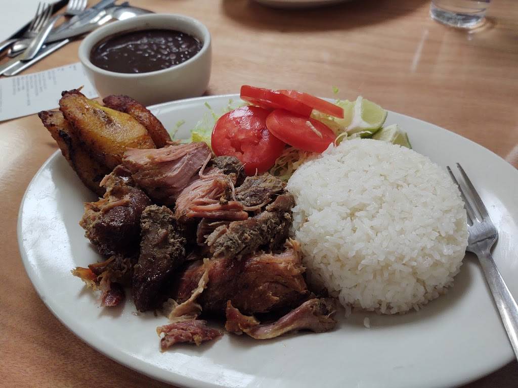 El Cubano | restaurant | 870 Dodd Rd, St Paul, MN 55118, USA | 6512271510 OR +1 651-227-1510