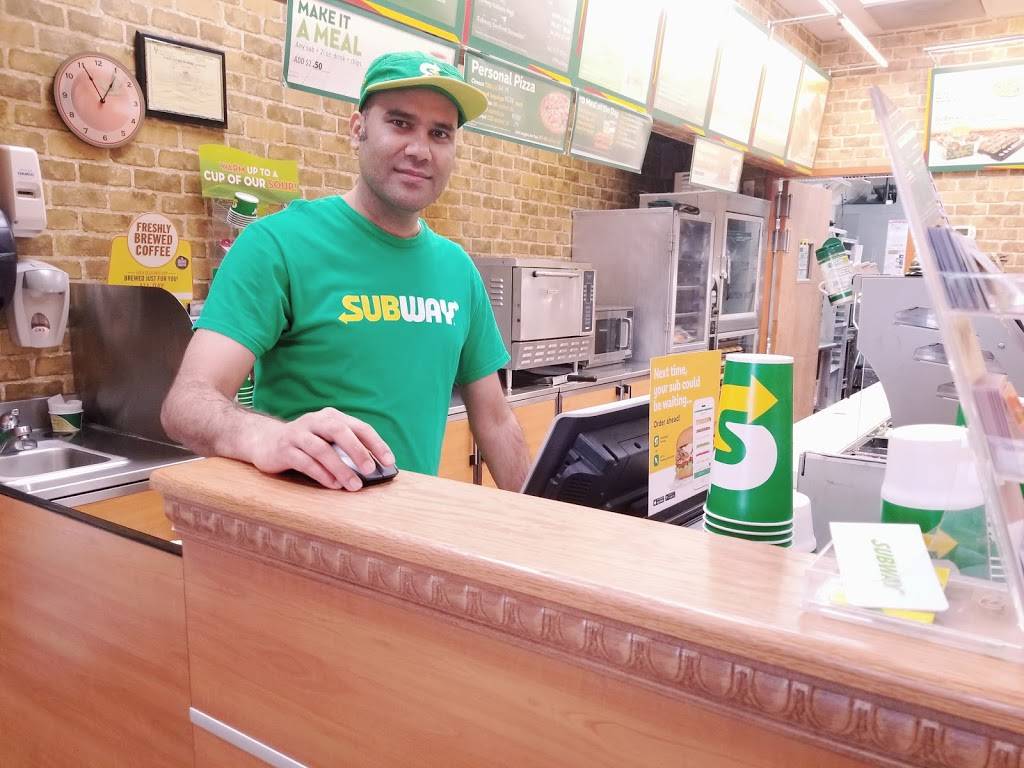 Subway Restaurants | restaurant | 6030 Daybreak Cir, Clarksville, MD 21029, USA | 4105317982 OR +1 410-531-7982