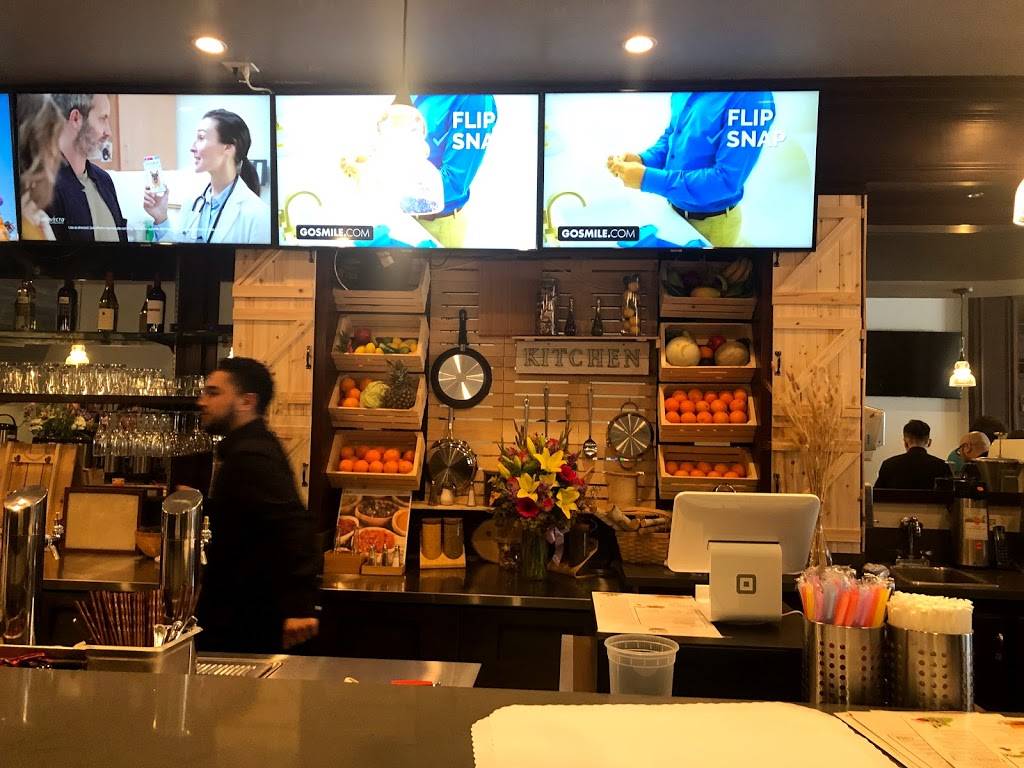 Pho Banh Mi | restaurant | 405 University Ave, Palo Alto, CA 94301, USA | 6503846614 OR +1 650-384-6614