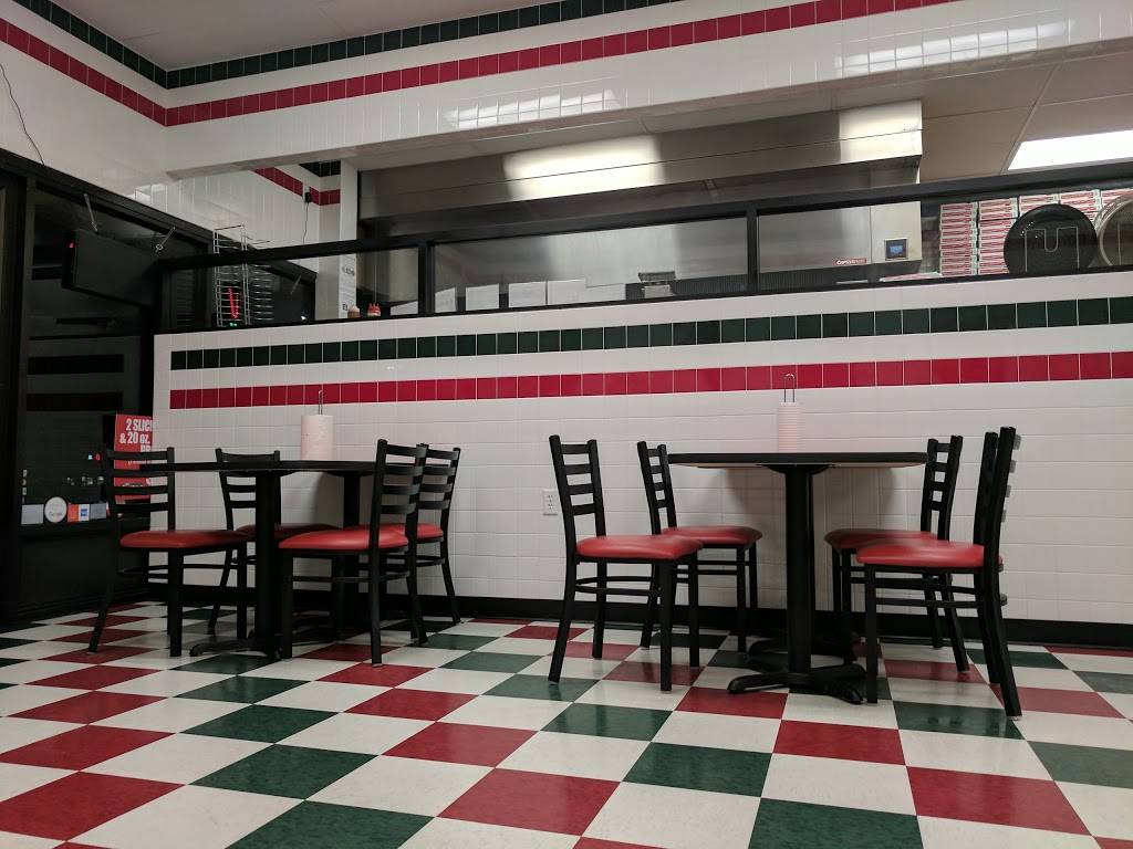 Jets Pizza | meal delivery | 13724 E Quincy Ave, Aurora, CO 80015, USA | 7209906000 OR +1 720-990-6000