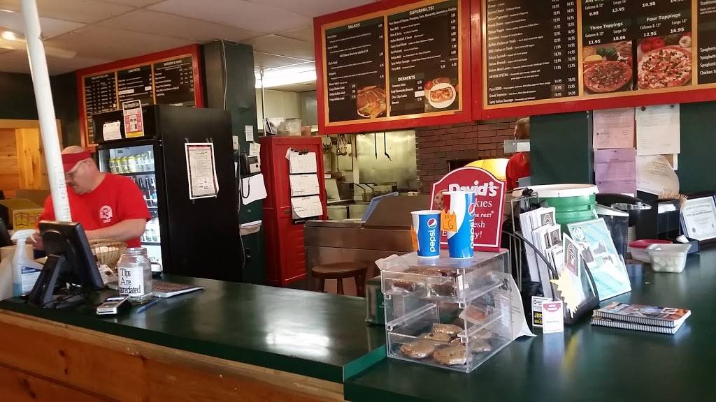 Rick & Dianes | restaurant | 62 Main St, Antrim, NH 03440, USA | 6035883388 OR +1 603-588-3388