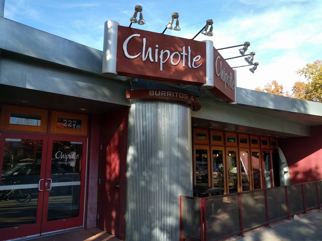Chipotle Mexican Grill | restaurant | 227 E St Ste 1, Davis, CA 95616, USA | 5307583599 OR +1 530-758-3599