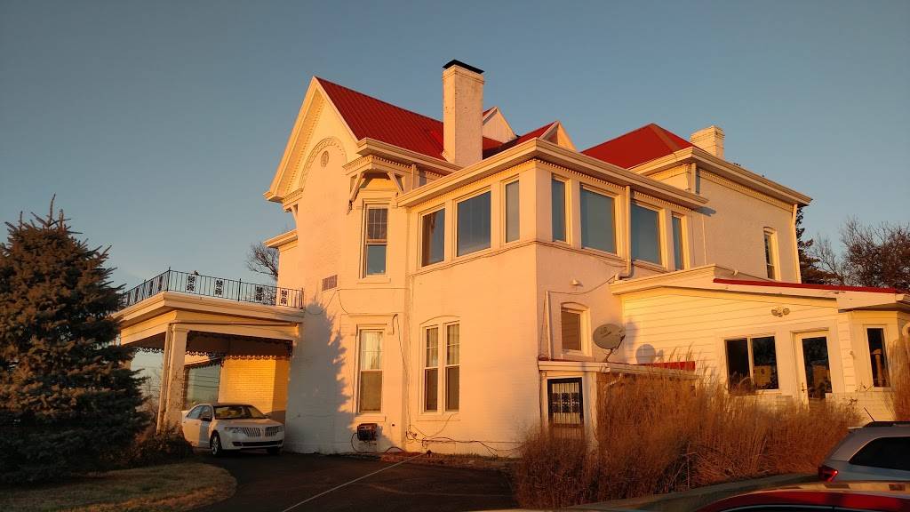 Claudia Sanders Dinner House | restaurant | 3202 Shelbyville Rd, Shelbyville, KY 40065, USA | 5026335600 OR +1 502-633-5600