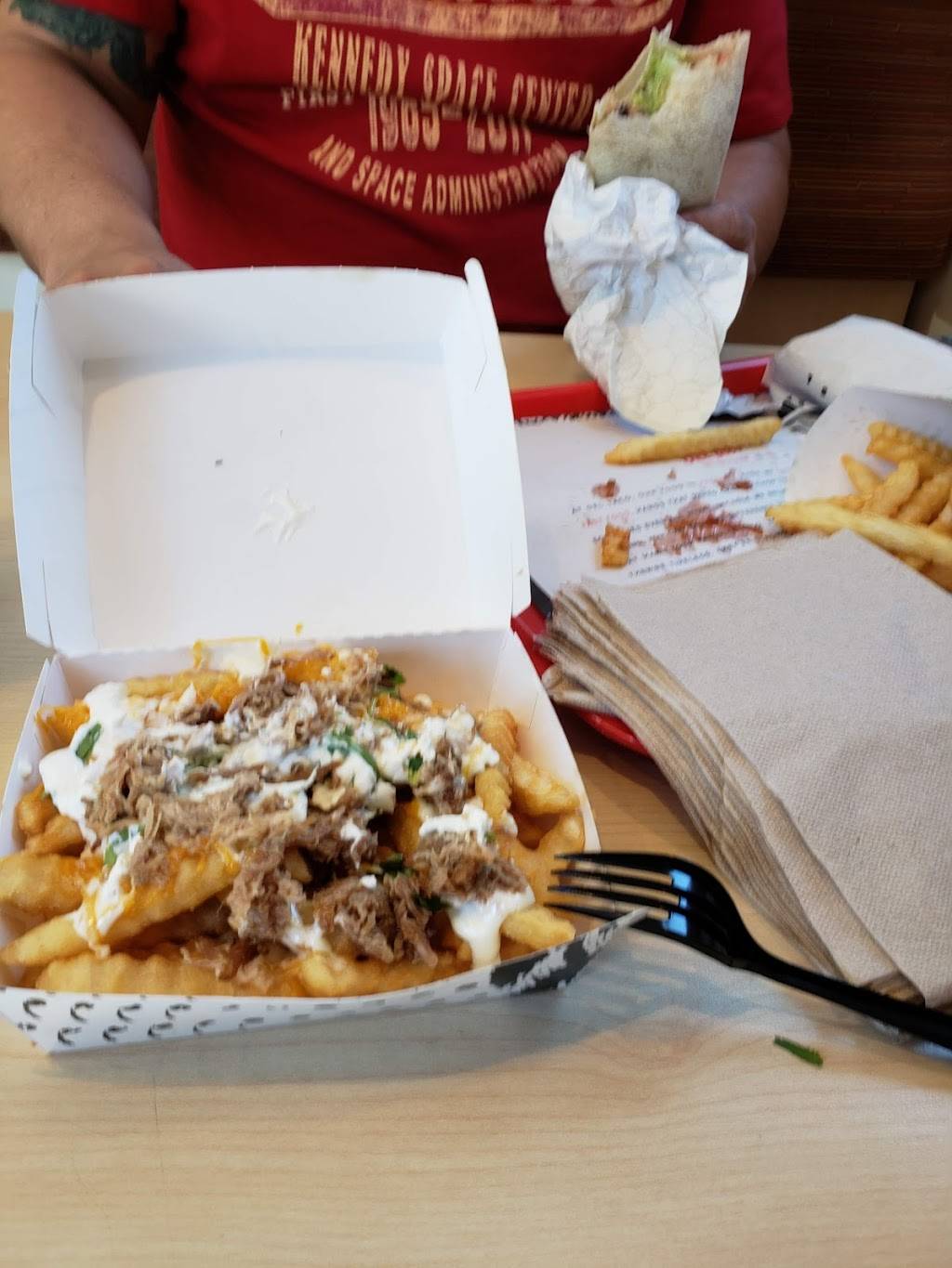 Del Taco | meal takeaway | 1219 E Ontario Ave, Corona, CA 92881, USA | 9512793230 OR +1 951-279-3230