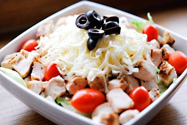 Pizzazz on the Circle | restaurant | 20680 John Carroll Blvd, Cleveland, OH 44118, USA | 2163217272 OR +1 216-321-7272