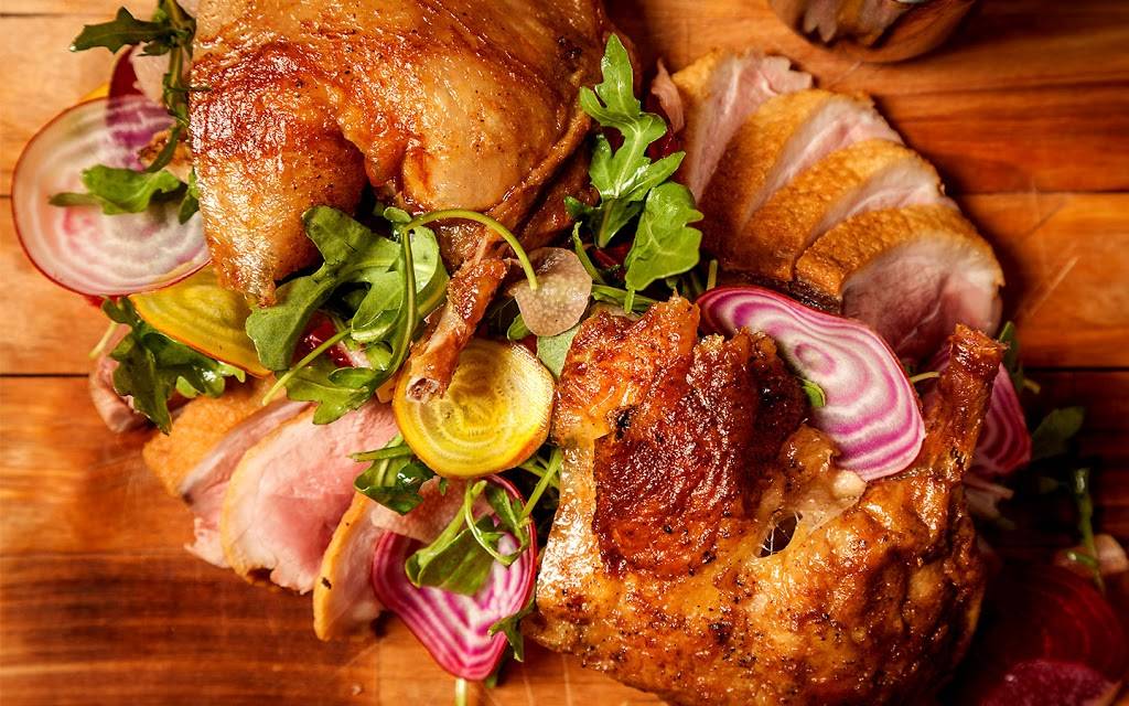 The Duck Inn | restaurant | 2701 S Eleanor St, Chicago, IL 60608, USA | 3127248811 OR +1 312-724-8811