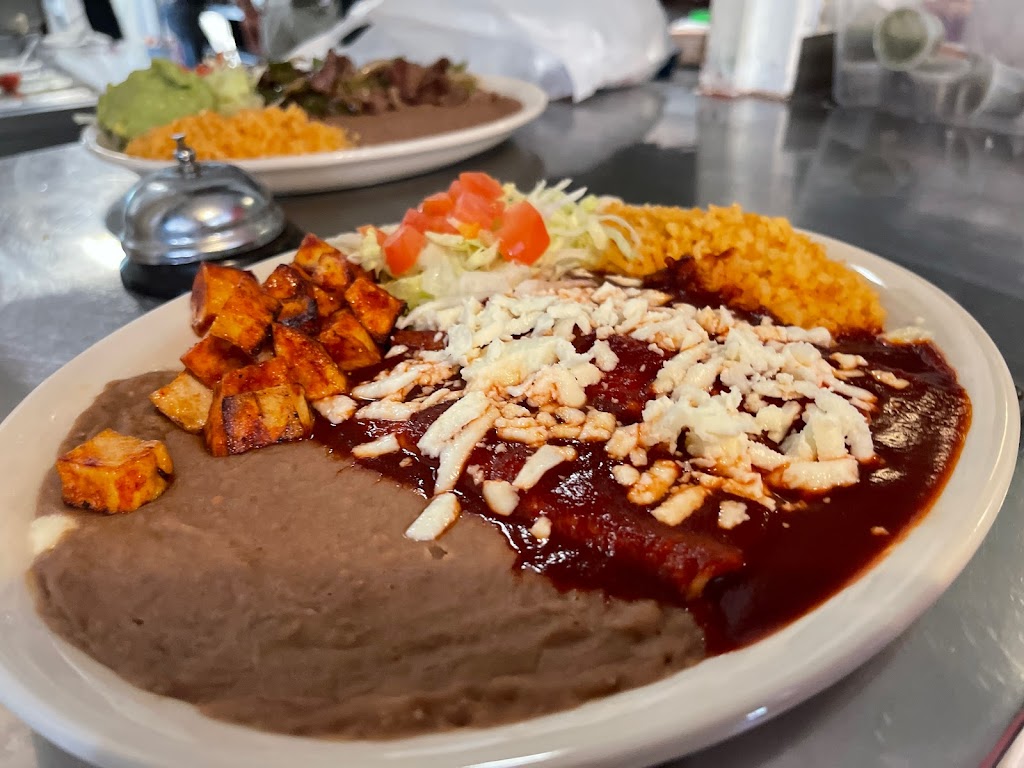 La sorpresa # 2 | restaurant | 227 Aransas Ave, San Antonio, TX 78210, USA | 2109571601 OR +1 210-957-1601