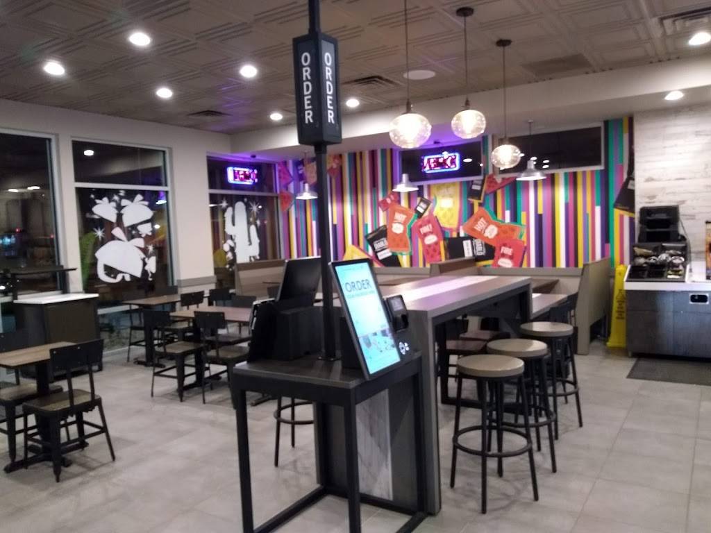 Taco Bell | meal takeaway | 4443 Blue Pkwy Rd, Kansas City, MO 64130, USA | 8166010903 OR +1 816-601-0903