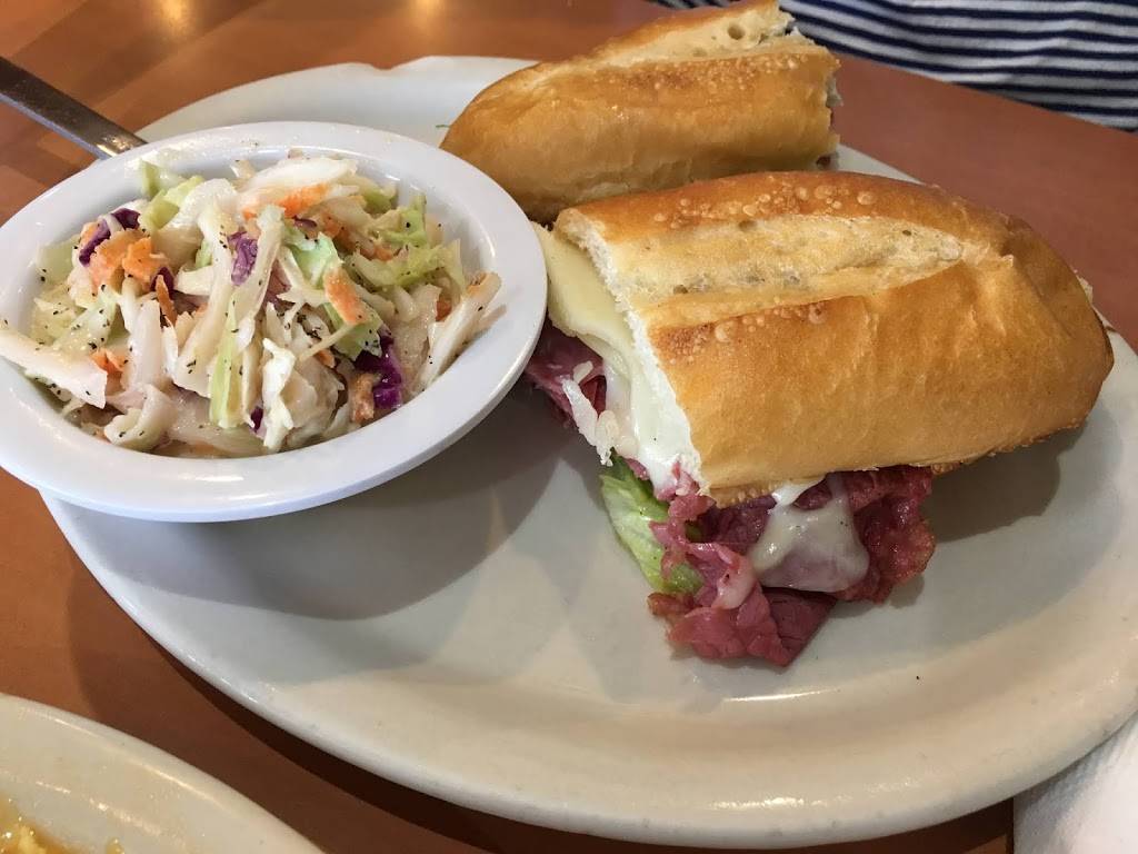 Yogis Deli and Grill | restaurant | 2710 S Hulen St, Fort Worth, TX 76109, USA | 8179214500 OR +1 817-921-4500