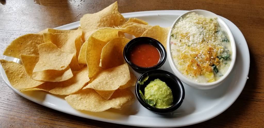 TGI Fridays | restaurant | 5420 95th St, Oak Lawn, IL 60453, USA | 7084220339 OR +1 708-422-0339