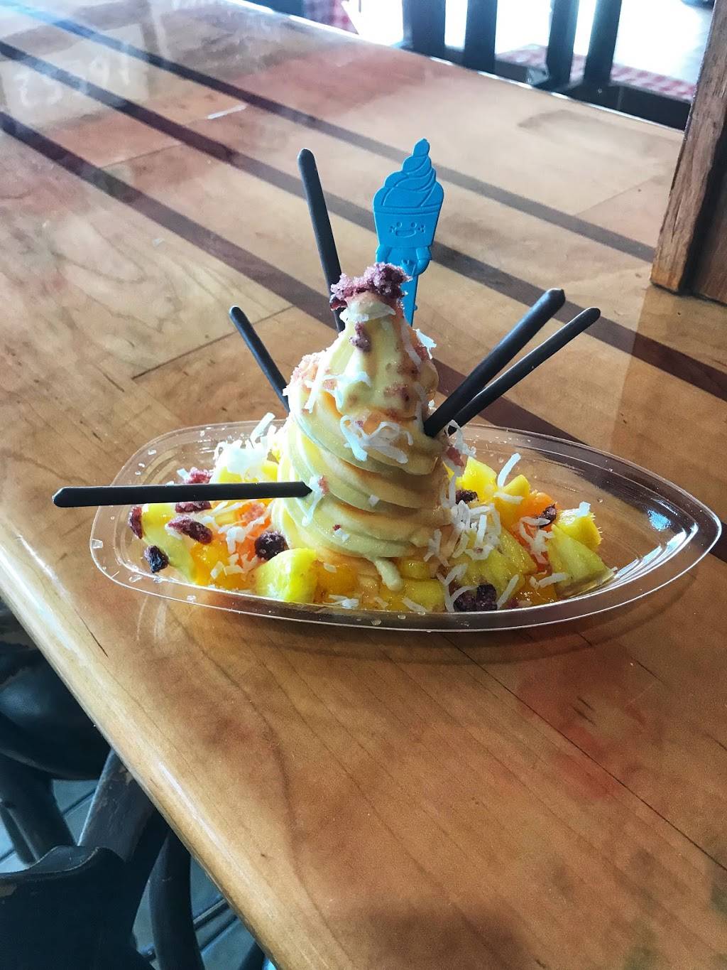 Hula Girls Shave Ice, Dole Whip & Ice Cream | restaurant | 16556 Bolsa Chica Rd, Huntington Beach, CA 92649, USA | 9492950292 OR +1 949-295-0292