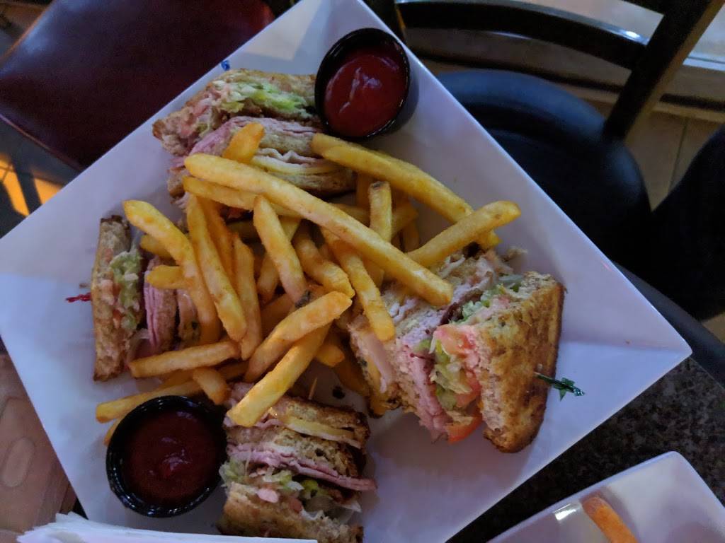 Renos West Inc | restaurant | 5001 W Saginaw Hwy, Lansing, MI 48917, USA | 5173217366 OR +1 517-321-7366