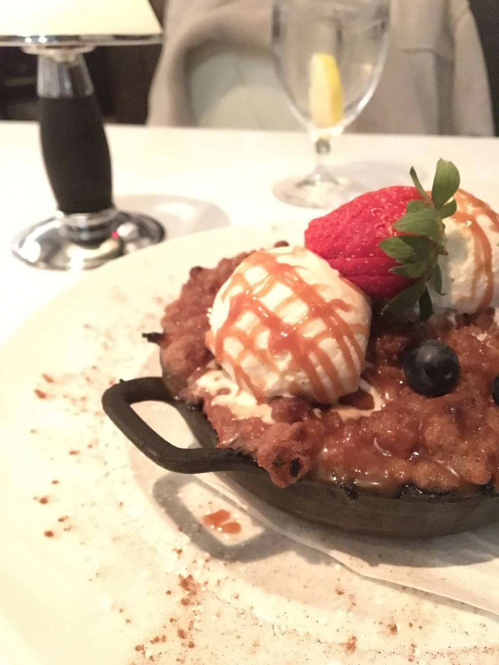 Dinos Backstage | restaurant | 287 N Keswick Ave, Glenside, PA 19038, USA | 2158842000 OR +1 215-884-2000