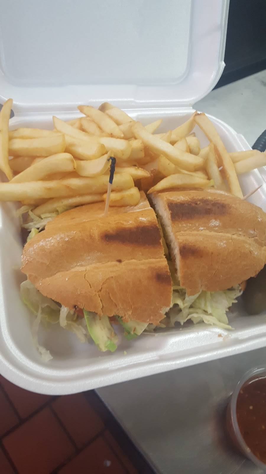 Tj Grill | restaurant | 604 E Mission Blvd, Pomona, CA 91766, USA | 9097295049 OR +1 909-729-5049