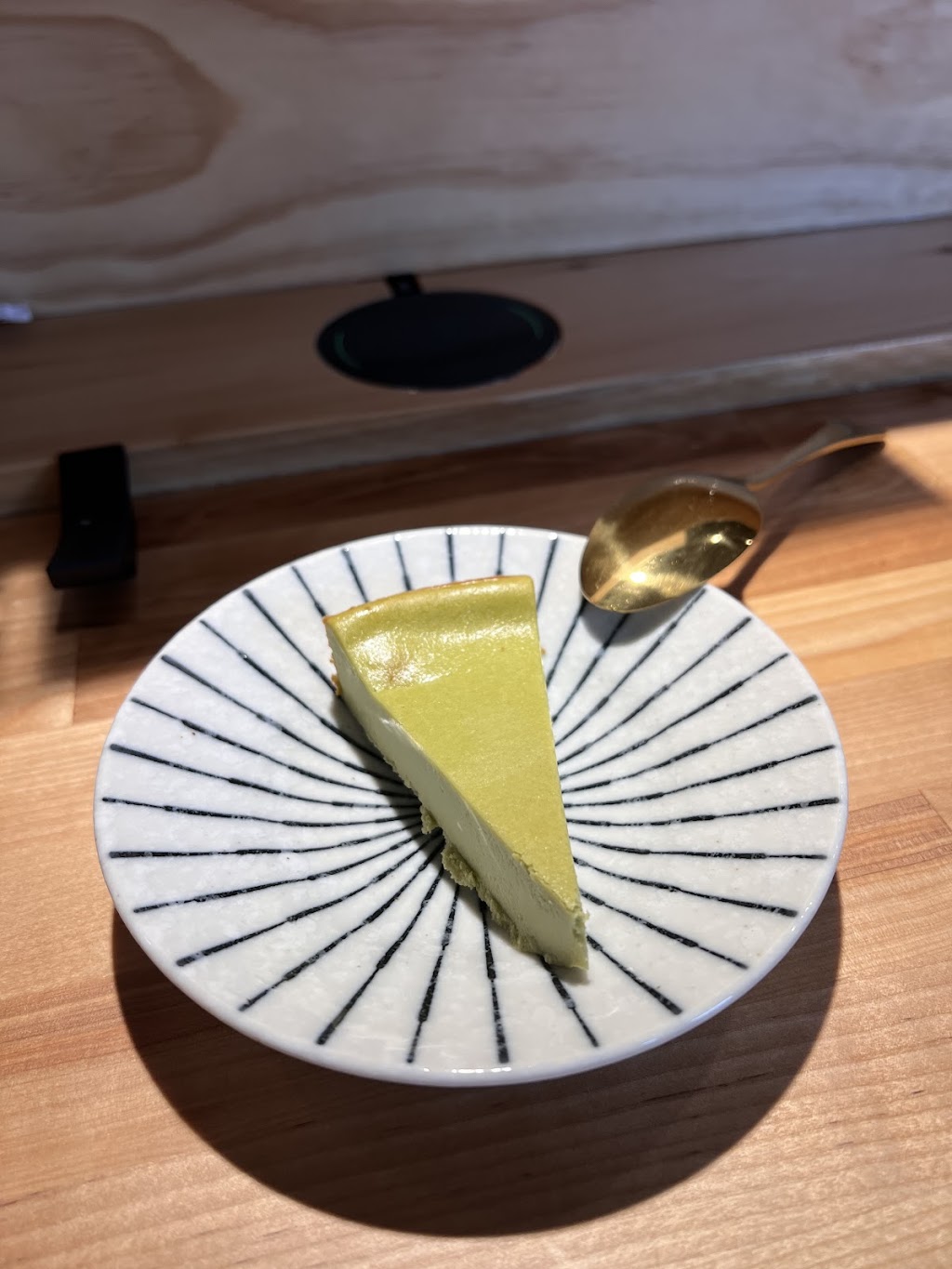 Hikari Sushi & Omakase | restaurant | 110 F St suite A, Davis, CA 95616, USA | 5305644356 OR +1 530-564-4356