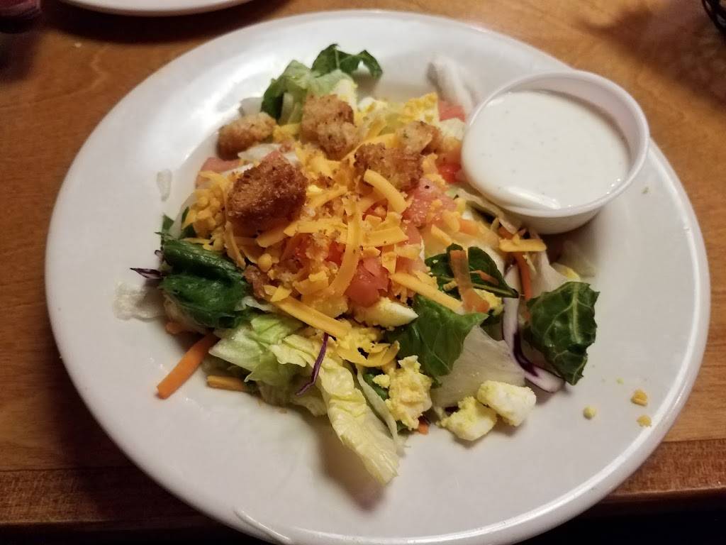 Texas Roadhouse | restaurant | 39 Dowling Village Boulevard, North Smithfield, RI 02896, USA | 4017667427 OR +1 401-766-7427