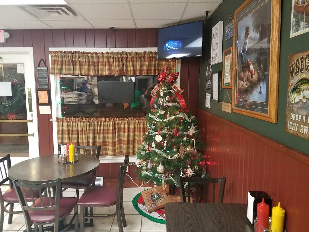 Zazing Primo Pizza-Chicken | restaurant | 205 N Main St, North Prairie, WI 53153, USA | 2623928012 OR +1 262-392-8012