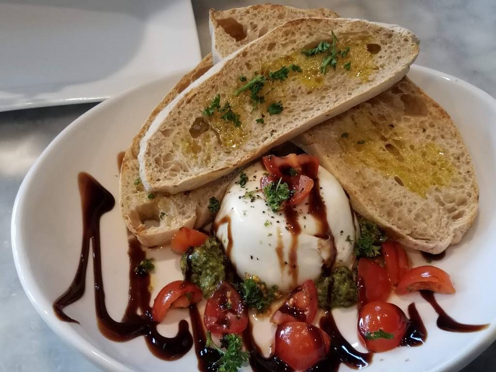 The Connection Pizza & Bar | restaurant | 1100 S Lamar Blvd Suite 2140, Austin, TX 78704, USA | 5122849867 OR +1 512-284-9867