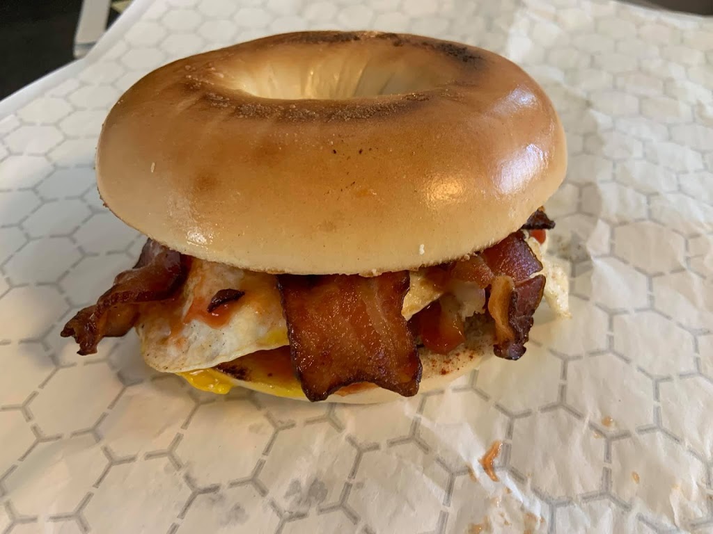 Woolfies Old Fashion Baking | bakery | 279 Lower County Rd, Dennis Port, MA 02639, USA | 5082589980 OR +1 508-258-9980