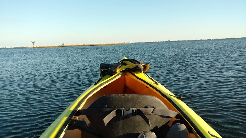 Pines Point Provisions & SFD | restaurant | 869 Yacht Club Dr, Berlin, MD 21811, USA | 4106412248 OR +1 410-641-2248