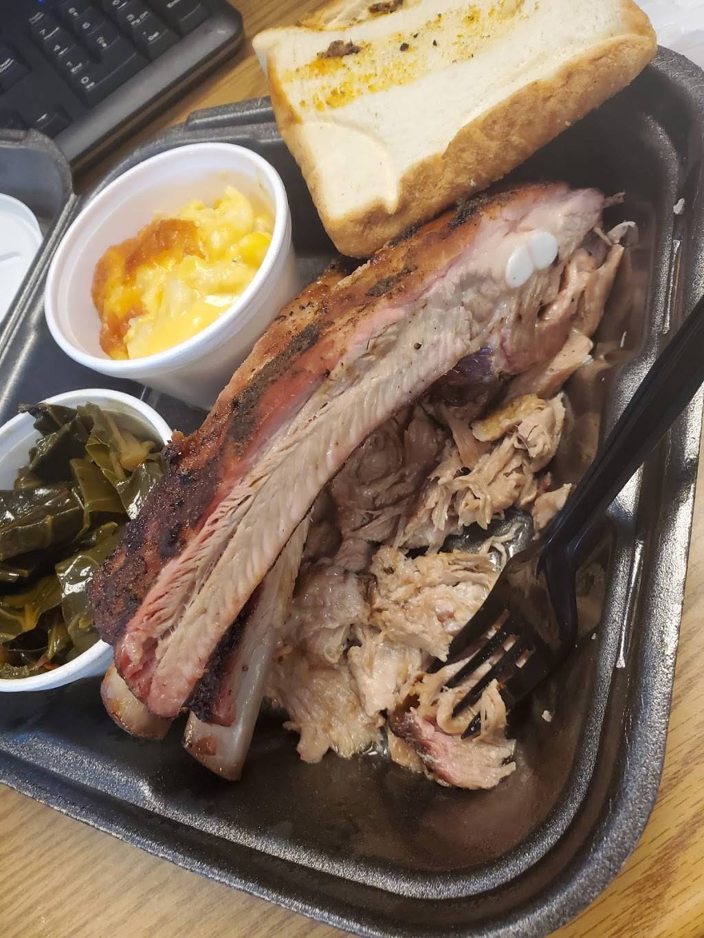 Monroes Smokehouse Bar-B-Q & Catering | restaurant | 501 Riverside Ave, Jacksonville, FL 32202, USA | 9043895551 OR +1 904-389-5551