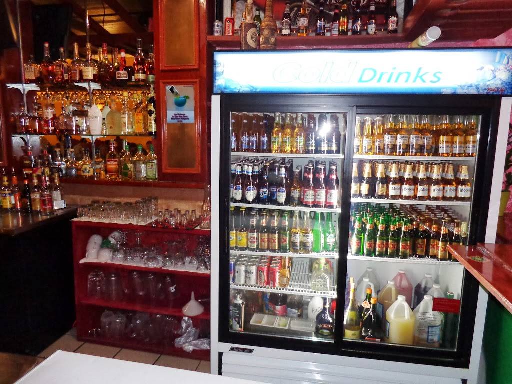 Las Palomas Mexican Restaurant | restaurant | 108 City Hall Ave, Bowdon, GA 30108, USA | 7702587378 OR +1 770-258-7378