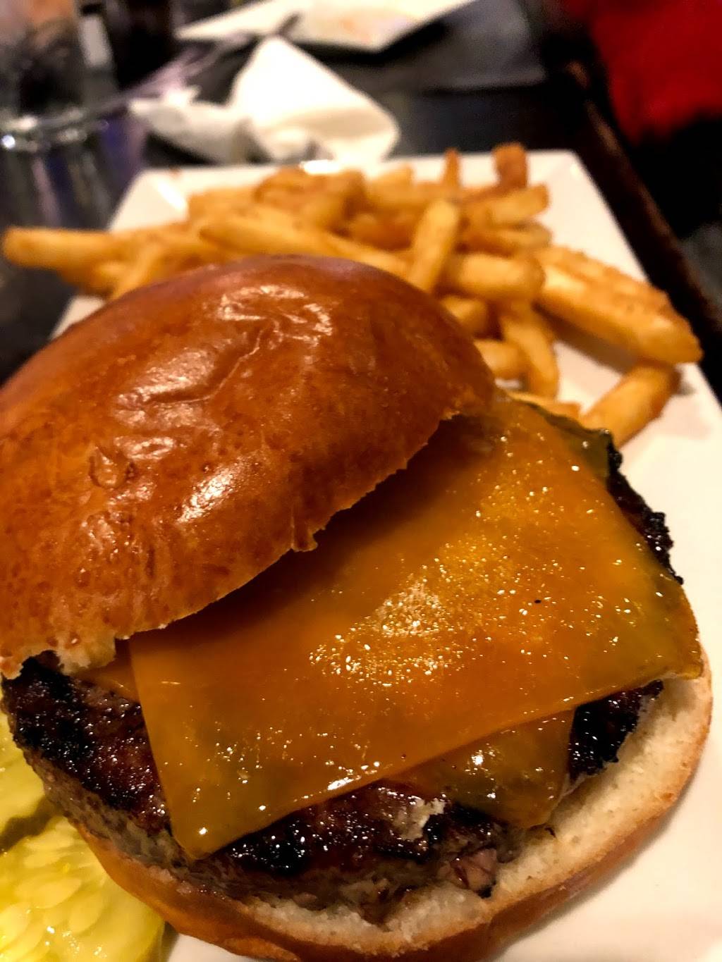 Jimmy Ds Bar and Grill | restaurant | 338 Union Street, Franklin, MA 02038, USA | 5085287626 OR +1 508-528-7626