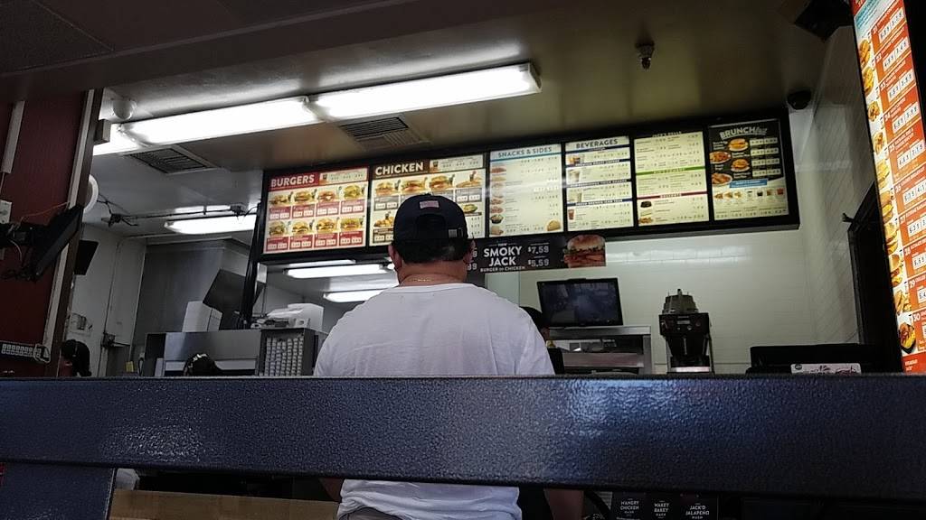 Jack in the Box | restaurant | 7955 Vineland Ave, Sun Valley, CA 91352, USA | 8187640359 OR +1 818-764-0359