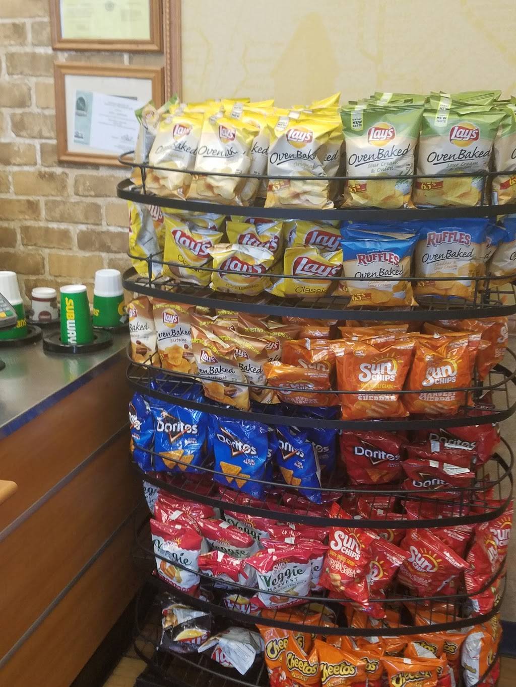 Subway | restaurant | 11812 Belleville Rd, Belleville, MI 48111, USA | 7346977782 OR +1 734-697-7782