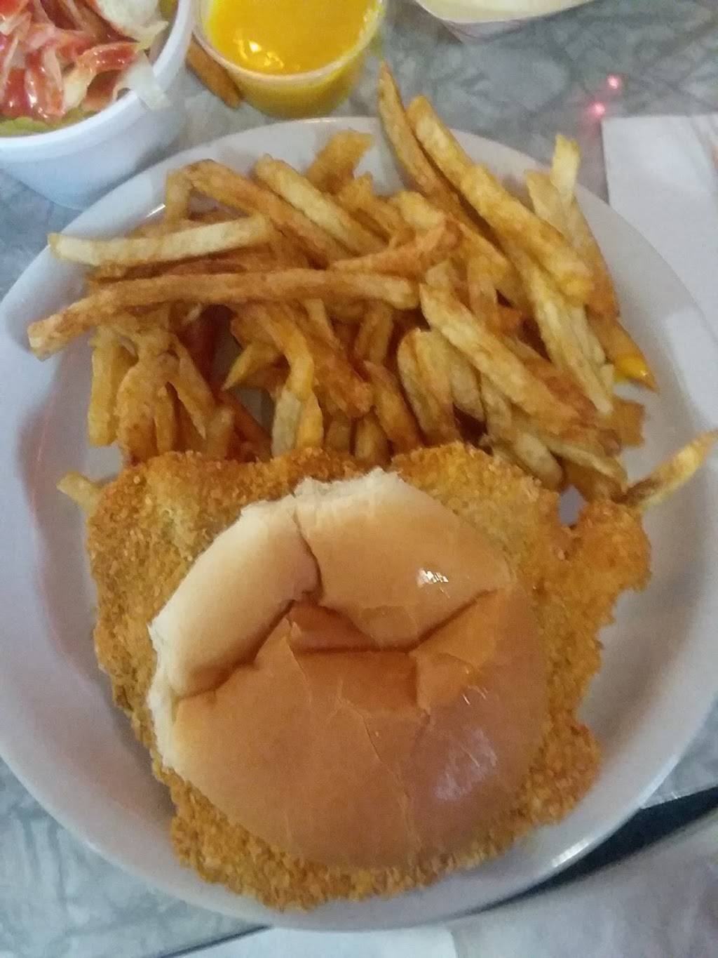 Igloo Diner | restaurant | 2819 4th St, Peru, IL 61354, USA | 8152230848 OR +1 815-223-0848