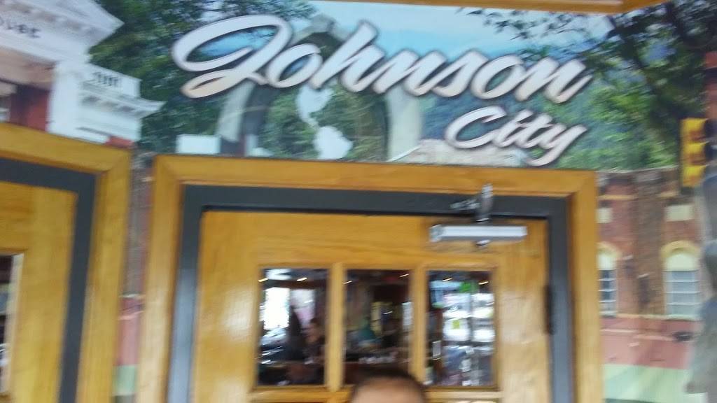 Applebees Grill + Bar | restaurant | 2100 N Roan St, Johnson City, TN 37601, USA | 4232830996 OR +1 423-283-0996